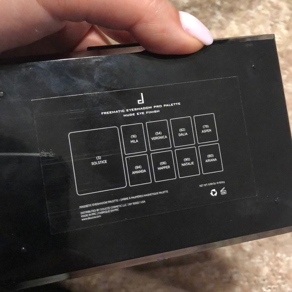 Brand new nude Doucce eyeshadow palette - Picture 4 of 4